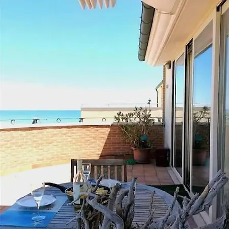 Sofisticato Attico Con Ampia Terrazza Vista Mare Alba Adriatica